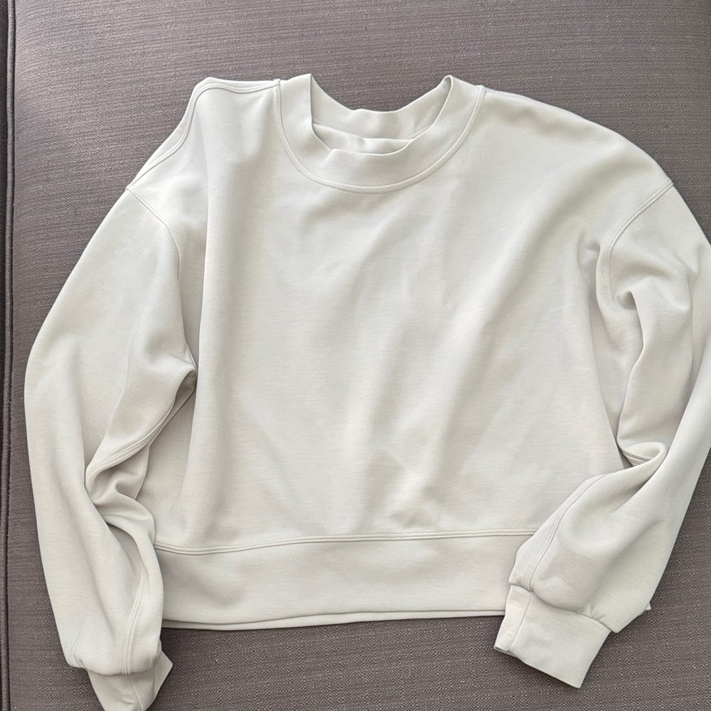 Lululemon Cream Cropped Crewneck Softreme